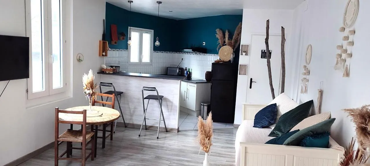 L'Appartement 7 - Centre Ville-Parking-Tv-Wifi Tarbes 0*,