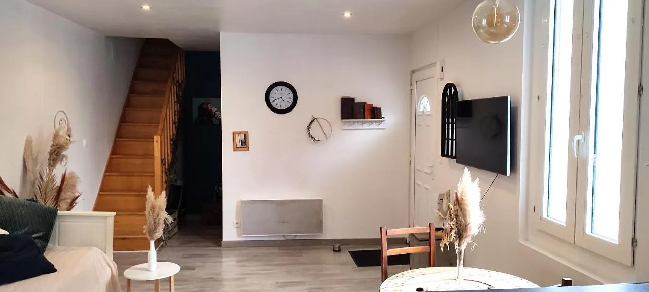 L'Appartement 7 - Centre Ville-Parking-Tv-Wifi Tarbes Apartment