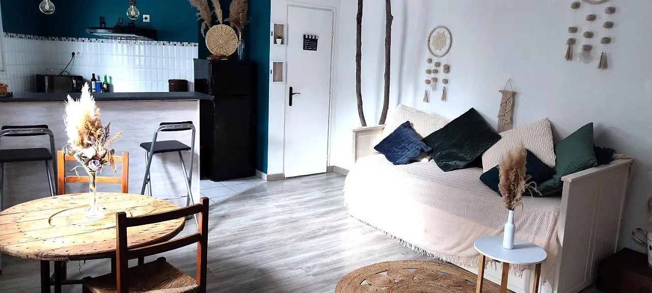 Apartment L'Appartement 7 - Centre Ville-Parking-Tv-Wifi Tarbes